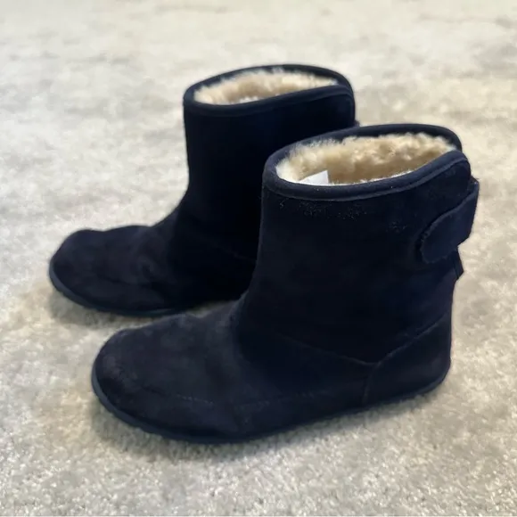 LL Bean Wicked Cozy Big Kids Size 6 Lamb's Wool Classic Navy Boots