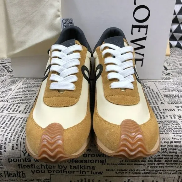 Loewe Flow Runner Sneakers women’s