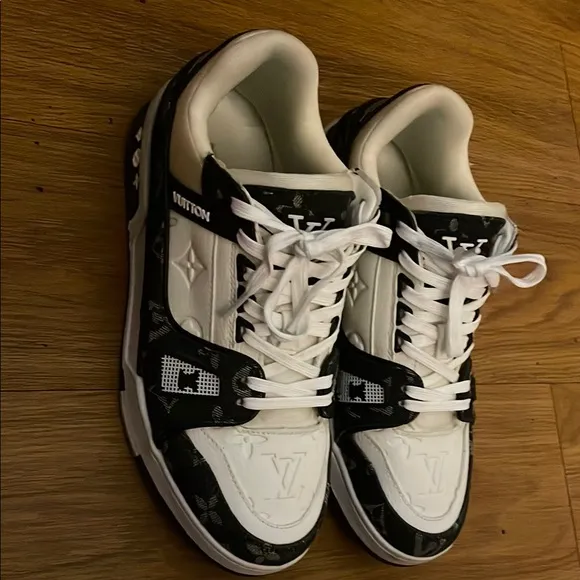 Louis Vuitton Black and White Sneakers used condition no original box! As is