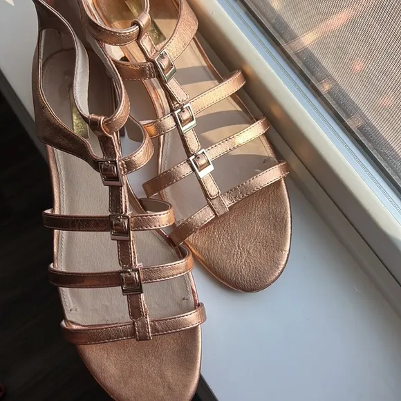 Louise et Cie rose gold sandals