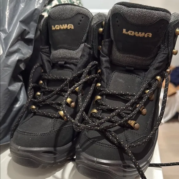 Lowa Black Hiking Boots
