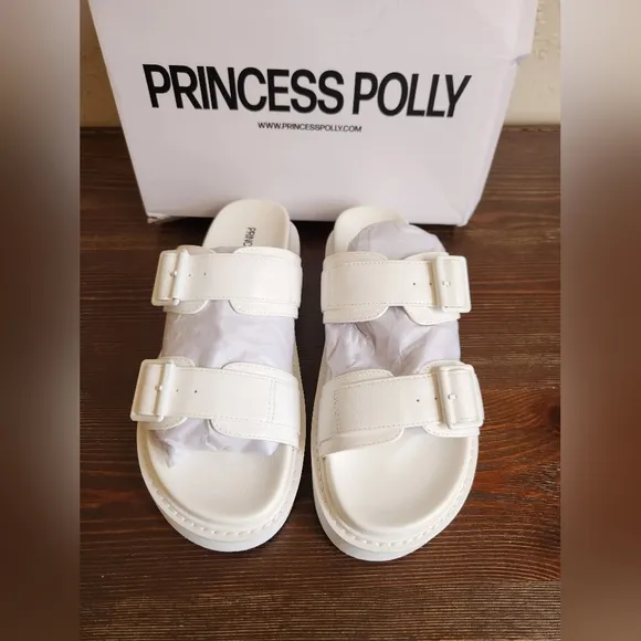 MA BELLE SANDALS all white size 9