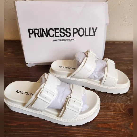 MA BELLE SANDALS all white size 9