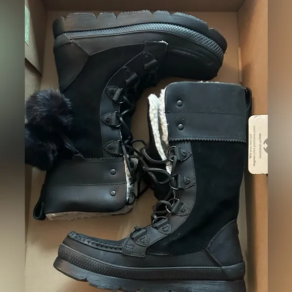 Manitobah Pacific Winter Boots Black Size 7.5 New In Box