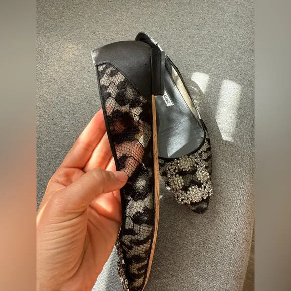 MANOLO BLAHNIK SHEER LACE HANGISI FLATS Size 7.5