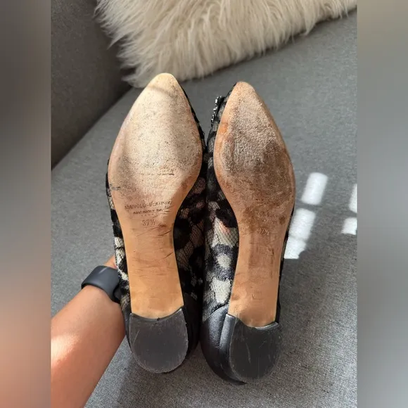 MANOLO BLAHNIK SHEER LACE HANGISI FLATS Size 7.5