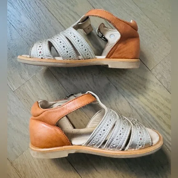 MANUELA DE JUAN toddler girls cognac tan leather gold Mary Jane dress sandals