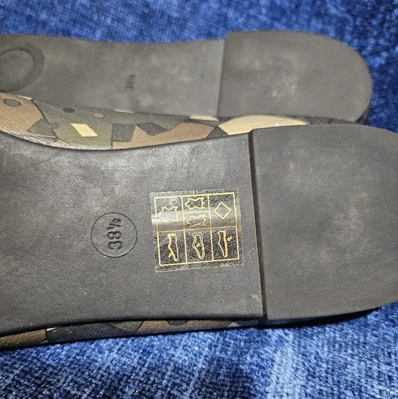 Marc by Marc Jacobs Camo Green Piggy Mouse Leather Flats EU 38.5 US 8.5