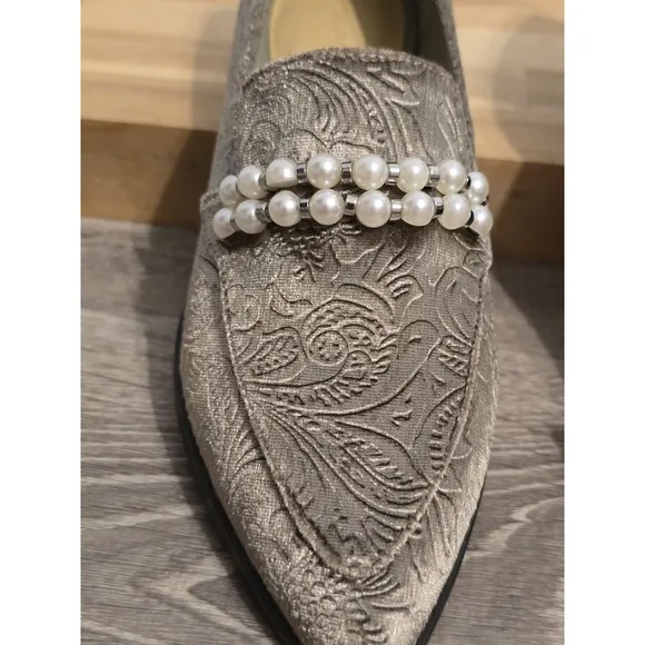 Marc Fisher Silver Gray Floral Brocade Velvet Loafers Beaded Size 5M Moto Boho