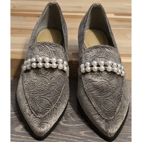 Marc Fisher Silver Gray Floral Brocade Velvet Loafers Beaded Size 5M Moto Boho