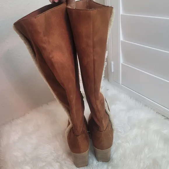 MELROSE AVE VEGAN SUEDE LEATHER IN TAN COLOR WITH SHEARLING WOMEN'S SIZE 10