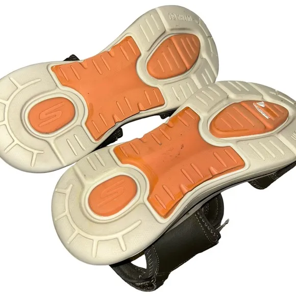 Men Skechers Go Walk Arch Fit Mission Cushioned Strap Sandals comfort size 13