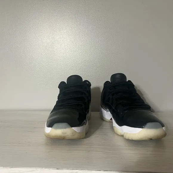 Men’s Jordan 11 72-10 lows