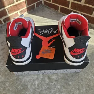 Men's Jordan 4 Retro Fire Red Sneakers