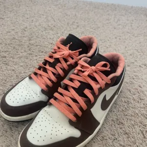 Men’s Nike Air Jordan 1 low mocha