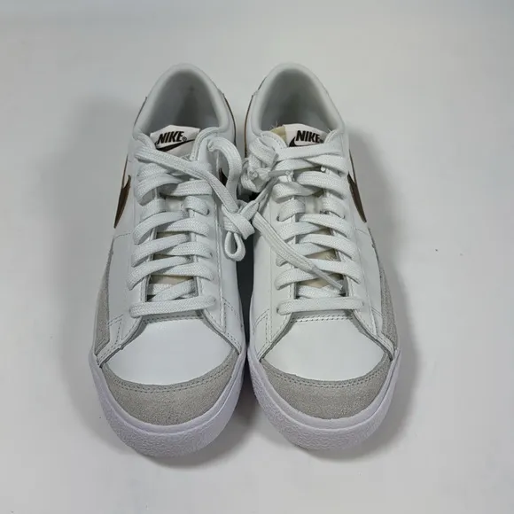 Men’s Nike Blazer Low '77 Vintage Sneakers (DA6364-113)