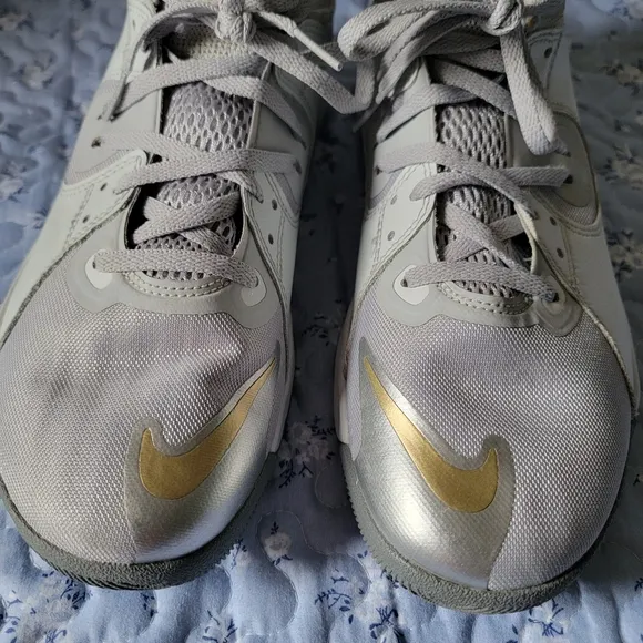 Men's NIKE White and Gray Athletic Sneakers