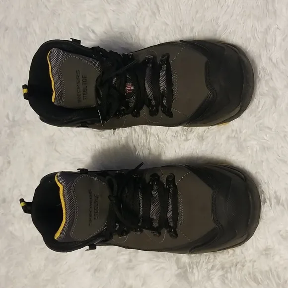 Men's Skechers Relaxed Fit-Trego PacificoWaterproof Hiking Boots-Size 8