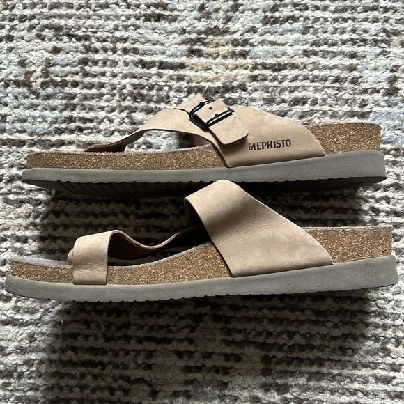 Mephisto Helen Sandals Beige Leather Sz 40 US 9.5 - 10 EUC