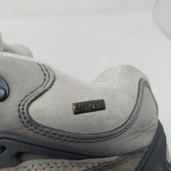 Merrell Grey Brown Pulse Mid Top Gore Tex Hiking Boots Gorpcore Outdoor Size 10