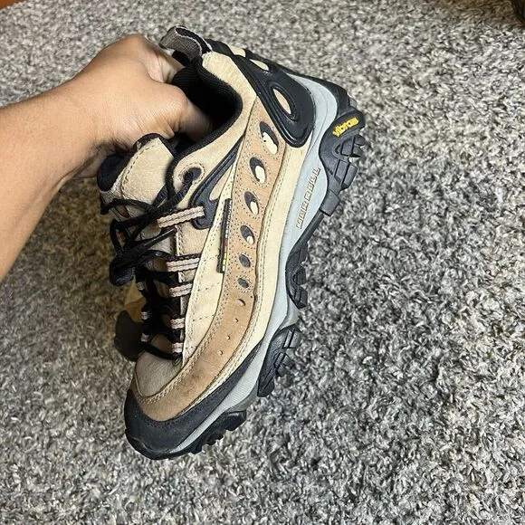 Merrell Pulse II 2 Women's Hiking Boots WATERPROOF Mid Vibram Mens 7 Women’s 9