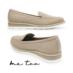MeToo NWT Size 8 Tan Loafer Slip On Wedge