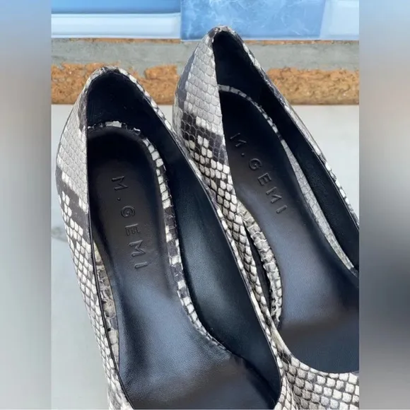 M.Gemi Snakeskin Print Wedge Heels 35/5