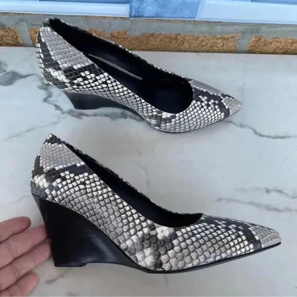M.Gemi Snakeskin Print Wedge Heels 35/5