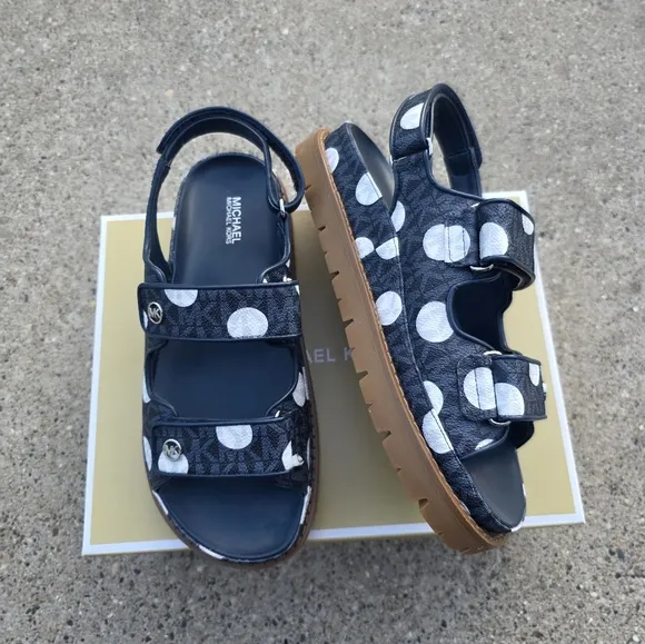 Michael Kors Leather Comfort Sandals  Women Size 8