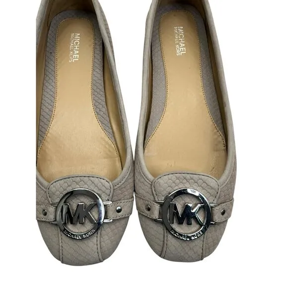 Michael Kors Leather Flats Loafer Driving Shoe Logo Size 8 Tan/cream