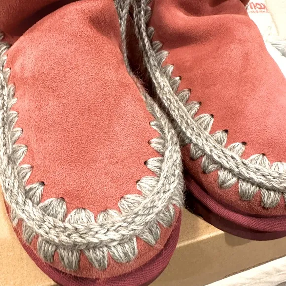 MOU Sheepskin Shearling Boots Size 37