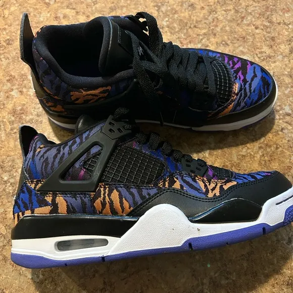 Multicolor Patterned Sneakers