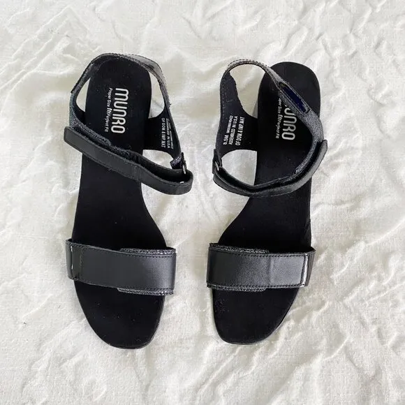 MUNRO Denise Ii Block Heel Sandal In Black Leather/ Patent Combo Size 8.5M