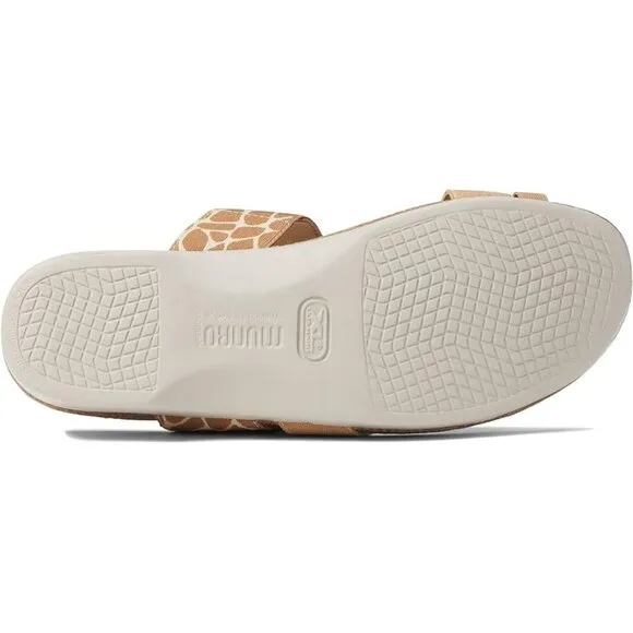Munro Sandals Aries Sand Giraffe Slip On Shoes