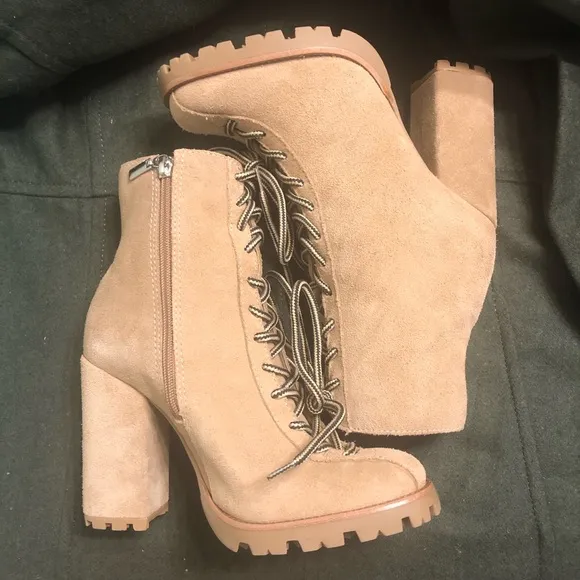 Naina Suede &amp; Faux Shearling Boots Sandstone sz 7