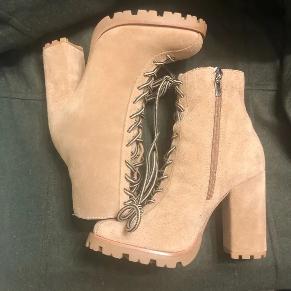 Naina Suede &amp; Faux Shearling Boots Sandstone sz 7