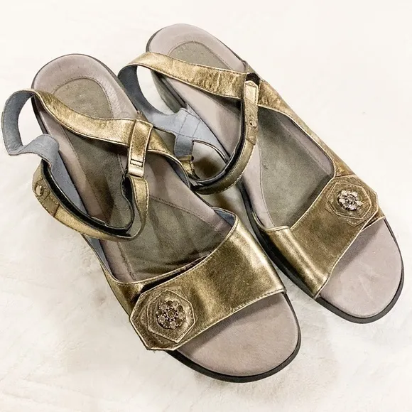 Naot bronze reserve platform strap sandals