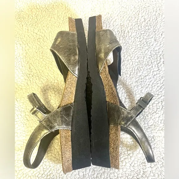 Naot Madison Metallic Genuine Leather Sandals Adjustable Velcro Straps Size 8.5