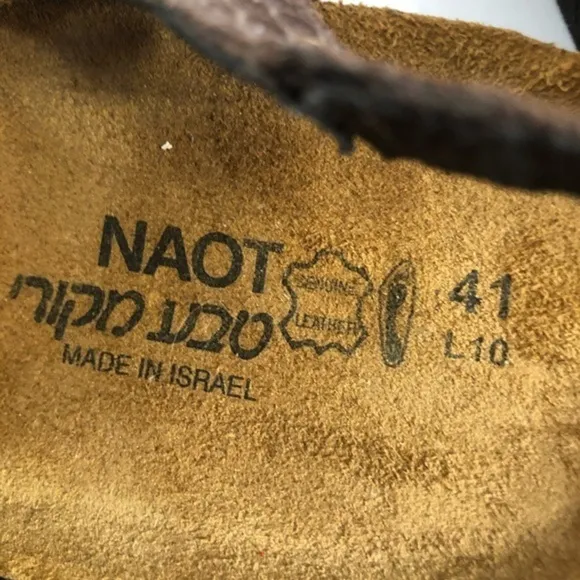 Naot Pamela bronze leather sandals mint condition