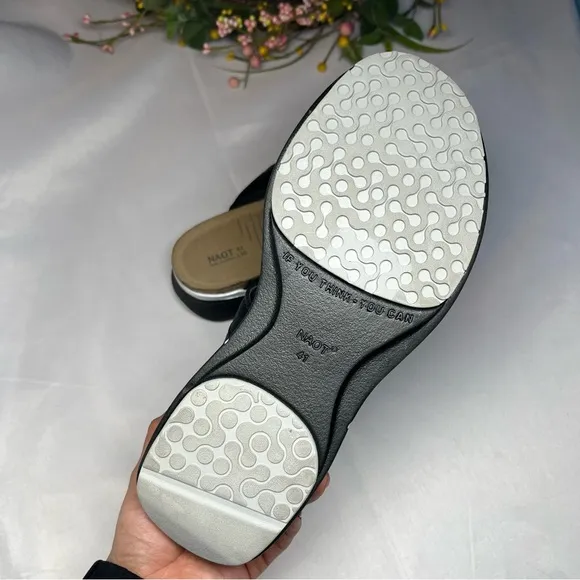 Naot Vesta Leather Sandal in Black Size 10