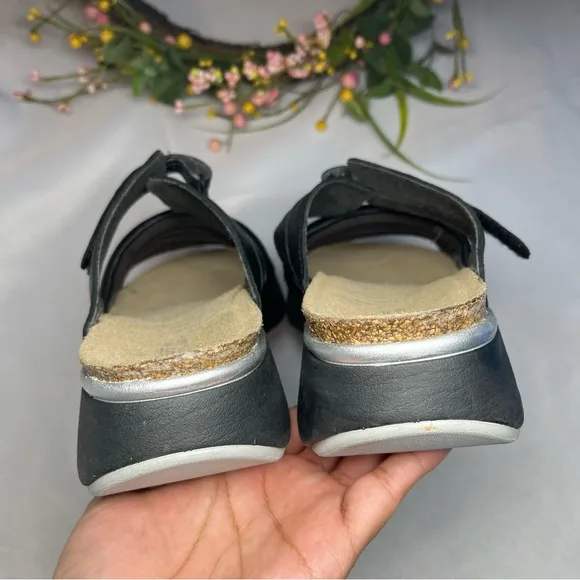 Naot Vesta Leather Sandal in Black Size 10