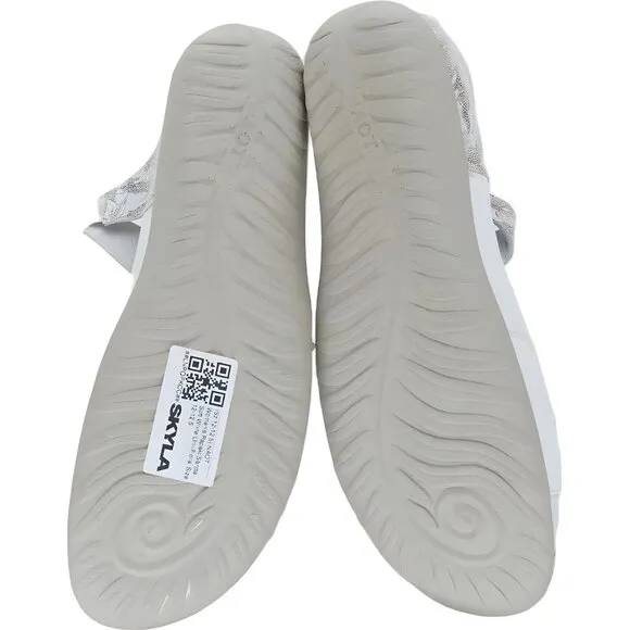 NAOT Women's Soft White Floral Papaki Sandal Size 12-12.5