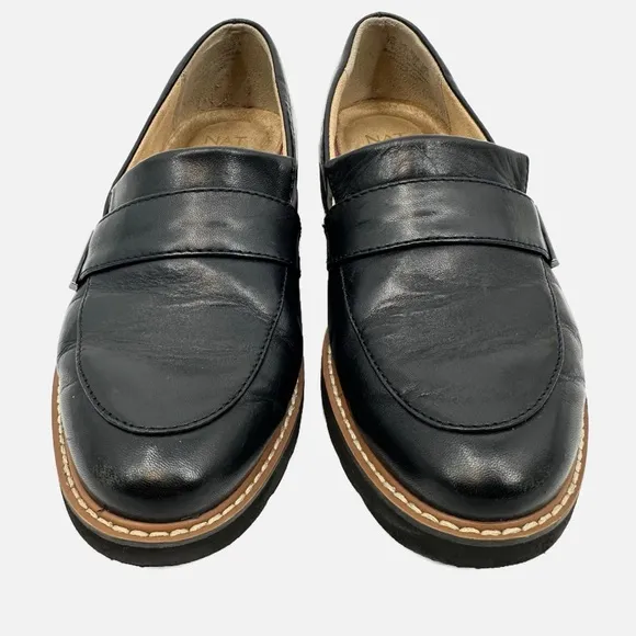 NATURALIZER Adiline Lug Sole Loafers Black‎ Leather Size 7