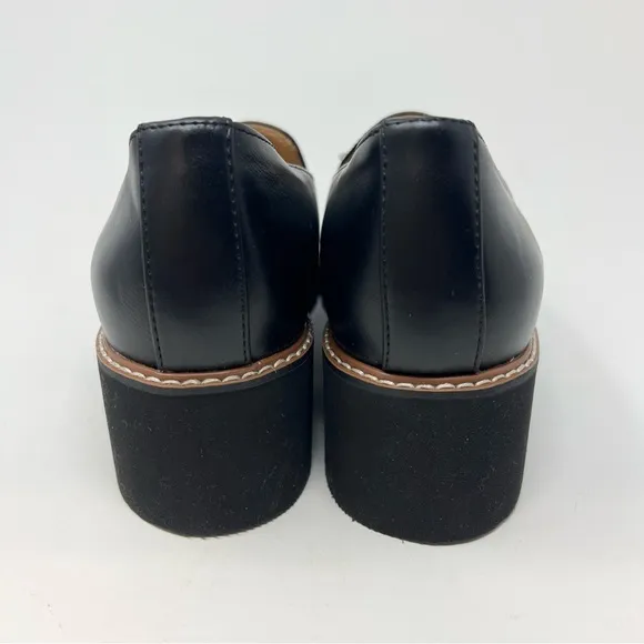 Naturalizer Cabaret Loafers Size 9 Wide Black Synthetic Leather Lug Sole