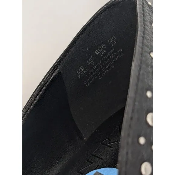 Naturalizer DOrsay Ballet Flats Women Size 7.5 Cody Studded Square Toe Soft Goth