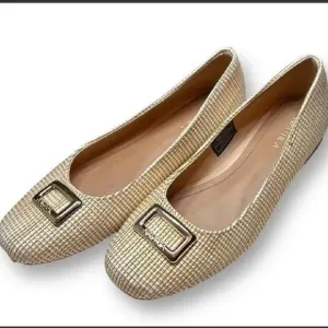 Nautica Halsell Women's Beige Textured Ballet Flats Square Toe Buckle Size 9.5