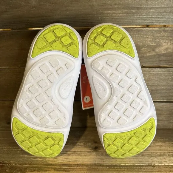 New $55 Big Kids Nike‎ Aqua Swoosh Water/Land White Shoes Sandals Size 1 Y
