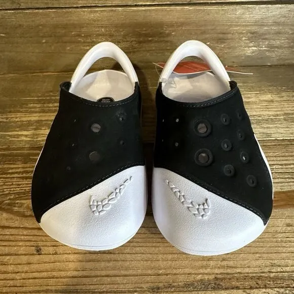 New $55 Little Kids Nike Aqua‎ Swoosh Water/Land Blk/White Shoes Sandals Size 7C