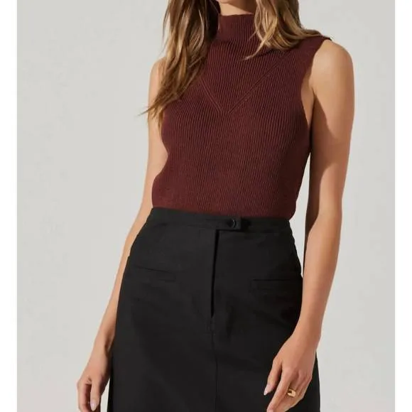 NEW ASTR zea sweater in mulberry