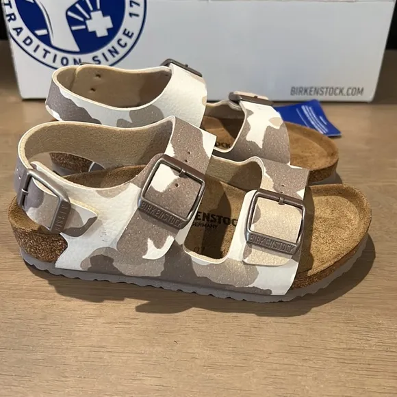 New authentic Birkenstock kids designer sandals sz boys 11